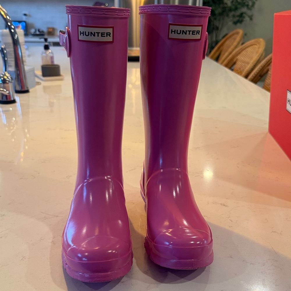 Hunter Vibrant Pink Waterproof Boots
